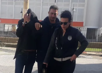 MAHKEME EMRİNE UYMAYARAK EŞİNİN EVİNE ZORLA GİRDİ