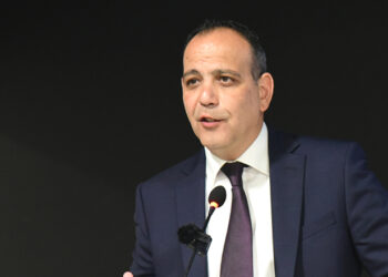 “BU KADAR YAŞANAN REZİLLİK, YOLSUZLUK KARŞISINDA SUSAN BU ÜLKEYİ BİR MİLİM BİR ÇINGI SEVMİYORDUR”