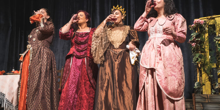 “SHAKESPEARE’İN ŞEN KADINLARI” YARIN ARABAHMET’TE SAHNELENİYOR