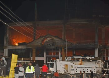 YANGININ NEDENİ “TEDBİRSİZLİK”… 3 KİŞİ TUTUKLANDI