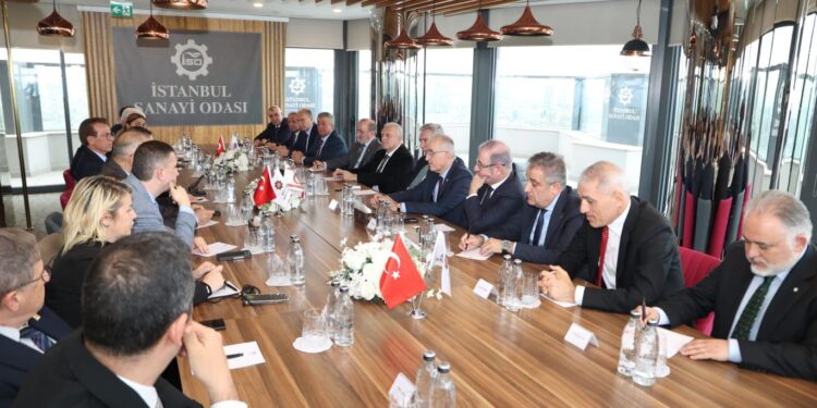 “KKTC’DEKİ ORGANİZE SANAYİ BÖLGEMİZDE TÜRK SANAYİCİLERİNİN YATIRIMLARINI BEKLİYORUZ”