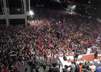 “SEÇİM SONUÇLARI SİYASET YAPAN HERKESE BİR YOL HARİTASI ÇİZİYOR”