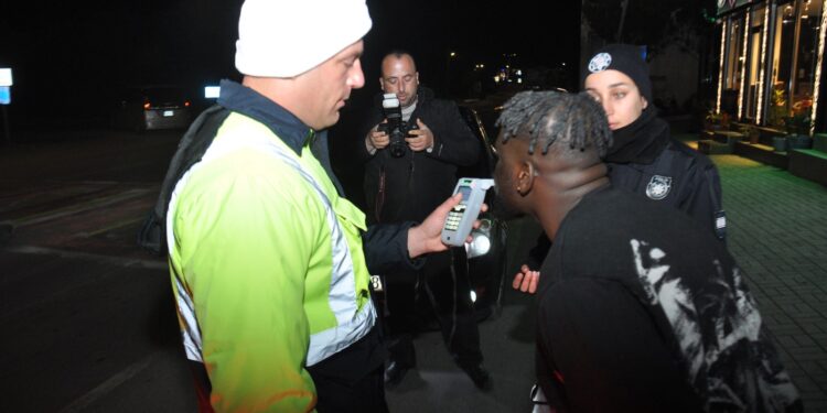 360 ARAÇ TRAFİKTEN MEN EDİLDİ