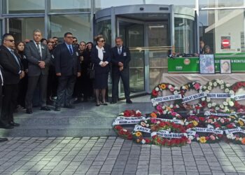 RÜYA EYÜPOĞLU İÇİN GELİR VE VERGİ DAİRESİ’NDE TÖREN