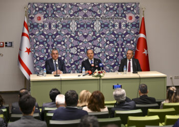 TATAR, KIBRIS MESELESİNDE EŞİTLİK TEMELİNDE İKİ DEVLETLİ ÇÖZÜM İSTEDİKLERİNİ BELİRTTİ