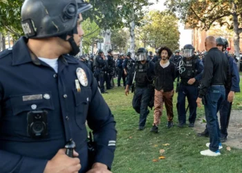 ABD’DE FİLİSTİN YANLISI ÖĞRENCİ PROTESTOLARI BÜYÜYOR, 570 KİŞİ GÖZALTINA ALINDI