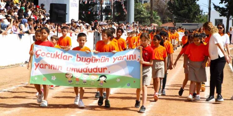 23 NİSAN COŞKU İLE KUTLANDI