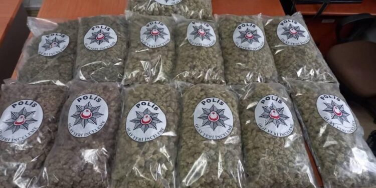 ERCAN’DA 13 KİLO UYUŞTURUCU!