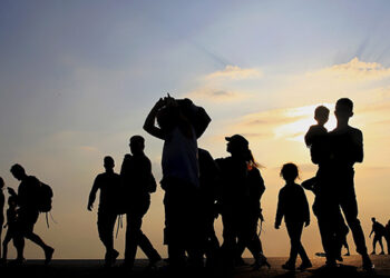 SIĞINMACI KONUSUNDA BASKI YAPILMASI İÇİN AB NEZDİNDE GİRİŞİM