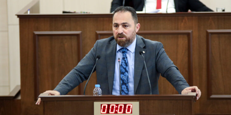 “BİR AY ÖNCE ÜLKEDE KUZU YOKTU DENİYORDU ŞU AN 9 BİN KÜÇÜKBAŞ VAR”