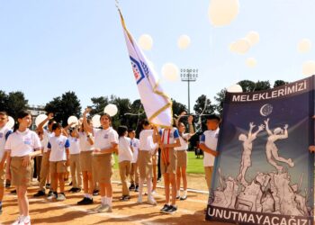 23 NİSAN ULUSAL EGEMENLİK VE ÇOCUK BAYRAMI… METE ADANIR STADYUMU’NDA TÖREN DÜZENLENDİ