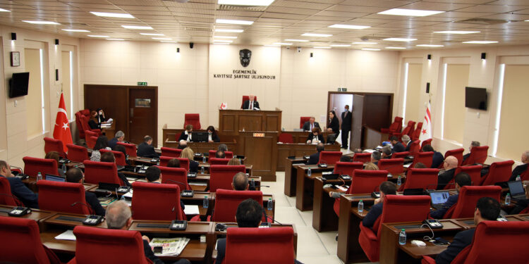 MECLİSTE DAÜ İÇİN EK BÜTÇE TARTIŞILDI VE ONAYLANDI