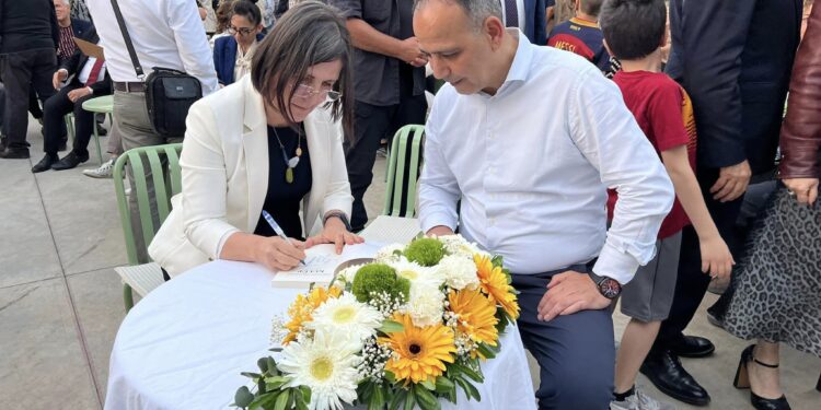 SİBEL SİBER’İN “KULÜP” KİTABI DÜN AKŞAM TANITILDI