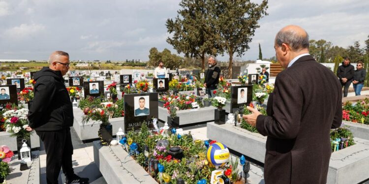 TATAR ŞAMPİYON MELEKLER ŞEHİTLİĞİ’Nİ ZİYARET ETTİ