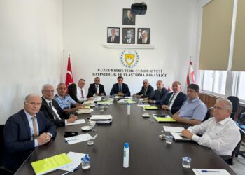 TRAFİKTE YAŞANAN SORUNLAR VE ÖNLEMLER KONULU TOPLANTI YAPILDI