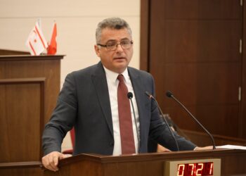 “ORTAYA KOYDUĞUNUZ VİZYON, BUGÜNÜN GERÇEKLİĞİYLE BAĞDAŞMIYOR”
