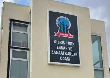 “AKIL DIŞI KARARLA, ESNAF İLE HALK KARŞI KARŞIYA GETİRİLDİ”
