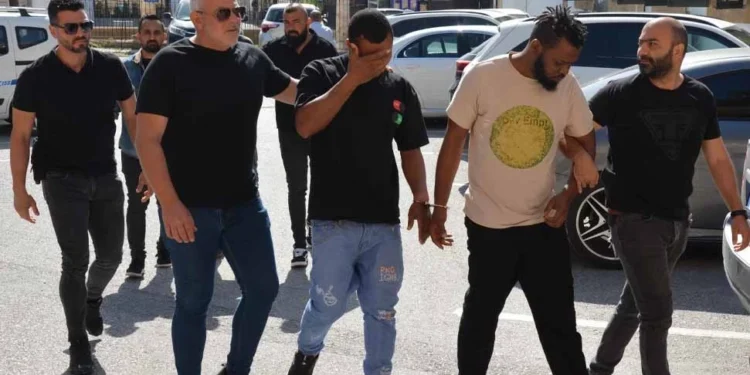 UYUŞTURUCU İLE YAKALANDILAR 3 GÜN TUTUKLU KALACAKLAR