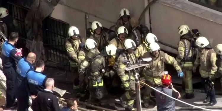 İSTANBUL BEŞİKTAŞ’TA YANGIN 25 KİŞİ HAYATINI KAYBETTİ