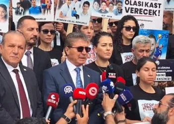 “HÜKÜMET, BAKANLAR, YAVRULARIMIZIN YAKINLARI  VE HALKIMIZLA BURADAYIZ”