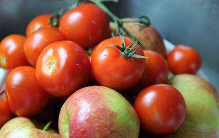 4 İTHAL BİR YERLİ ÜRÜNDE LİMİT ÜSTÜ İLAÇ