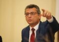 “İRADEN YOKSA İSTİFA ET”