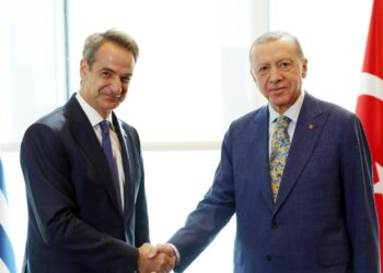 ERDOĞAN’LA MİÇOTAKİS’İN AÇIKLAMALARINDA OLUMLU MESAJ YOK