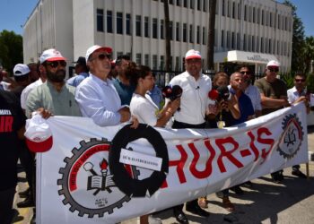 HÜR-İŞ’TEN HAYVANCILARIN EYLEMİNE DESTEK