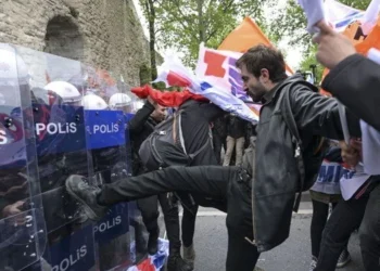 İSTANBUL’DA 1 MAYIS GÖZALTILARINDA 182 KİŞİ SERBEST BIRAKILDI