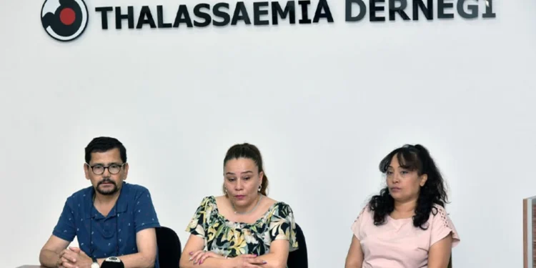 “TEK BEKLENTİMİZ DOĞRU TEDAVİ VE DÜZENLİ KAN BAĞIŞI”