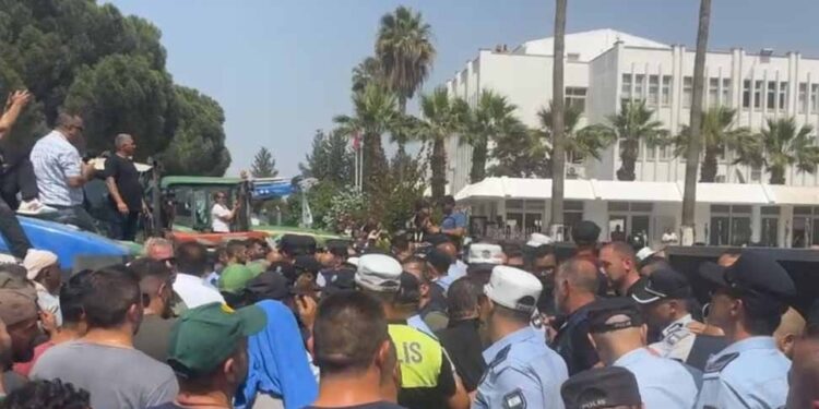 ÜRETİCİLER SERBEST BIRAKILMAZSA BAŞBAKANLIK KAPISI KIRILACAK