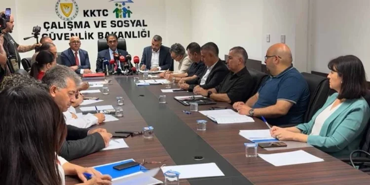 TEMEL HEDEFİMİZ ASGARİ ÜCRETİ BİR AN ÖNCE BELİRLEMEK