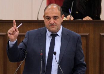 “HİÇ UTANMANIZ YOKMUŞ GERÇEKTEN”