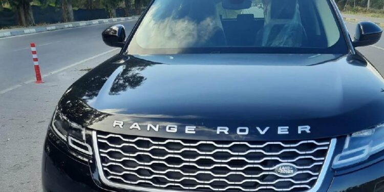 MAĞUSA’DA YAPILAN DENETİMLERDE ÇOK SAYIDA GÜMRÜKSÜZ ARAÇ TESPİT EDİLDİ