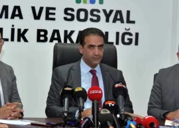 ASGARİ ÜCRET TOPLANTISI AKŞAM ÜZERİNE ERTELENDİ