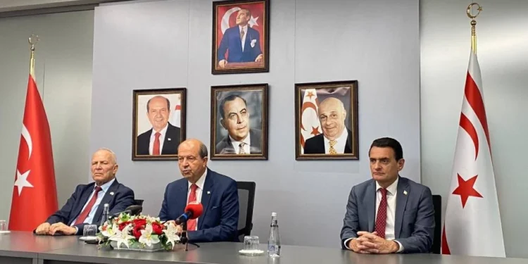 TATAR AVUSTRALYA’YA YAPTIĞI ZİYARETİN GÜNEYDE RAHATSIZLIK YARATTIĞINI SÖYLEDİ