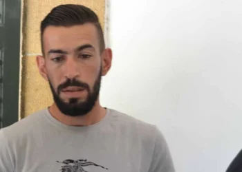 ÖZEL İLİŞKİ ANLARINI GİZLİCE KAYDA ALDI VE TEHDİT OLARAK KULLANDI