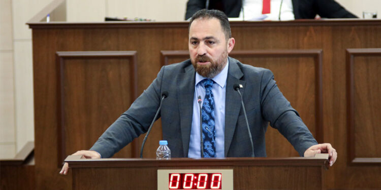 “ASGARİ ÜCRETTE 10. SIRADAYIZ. BU YAPILAN BİR TARİHTİR”