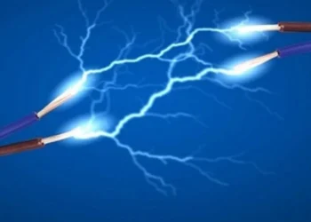 ELEKTRİK AKIMINA KAPILAN İŞÇİ HAYATINI KAYBETTİ