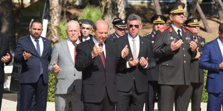 “15 TEMMUZ DEMOKRASİ VE MİLLİ BİRLİK GÜNÜ’NDE TÖREN