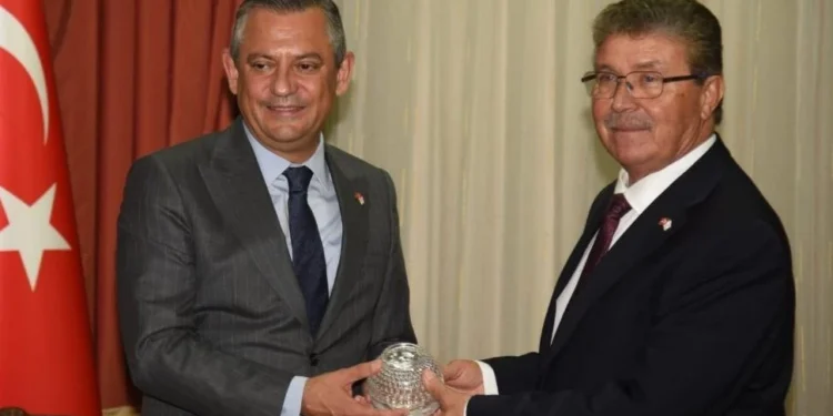 “HEM RUMLARA HEM TÜRKLERE BARIŞ GETİREN O HAREKATI BİR KEZ DAHA SELAMLIYORUZ”