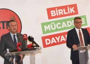 “BİZ KIBRIS TÜRKÜ’NÜN EVET DEMEDİĞİ HİÇBİR ŞEYE EVET DEMEYİZ”