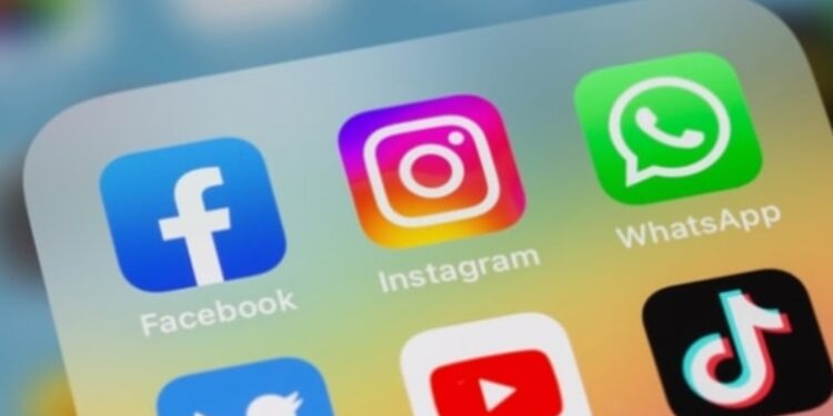 TÜRKİYE’DE ERİŞİM ENGELİ GETİRİLEN INSTAGRAM VE ROBLOX HAKKINDA AÇIKLAMA