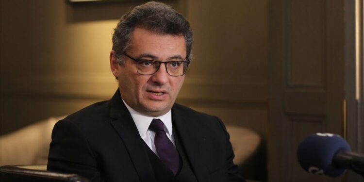 “BENCE BU HÜKÜMETE BİRAZ ŞANS VERMEK GEREKİR! LAHAVLE”