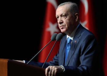 “DİJİTAL FAŞİZİMLE KARŞI KARŞIYAYIZ”