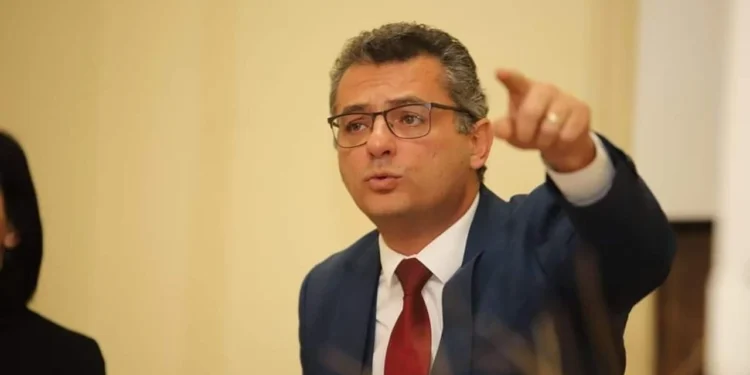 “HEP BİRLİKTE SİLKİNİP KENDİMİZE GELME ZAMANIDIR”