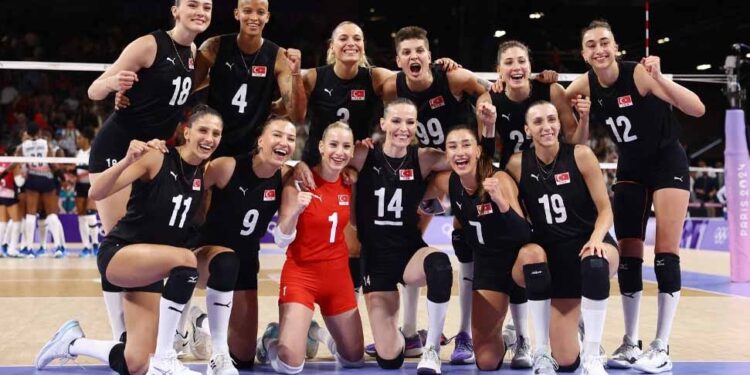 FİLENİN SULTANLARI ÇEYREK FİNALDE