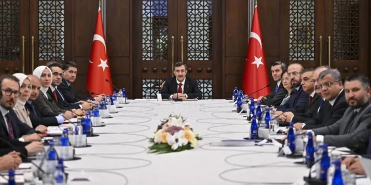 ANKARA’DAKİ TOPLANTIYA YENİ BÜYÜKELÇİ SERİM DE KATILDI