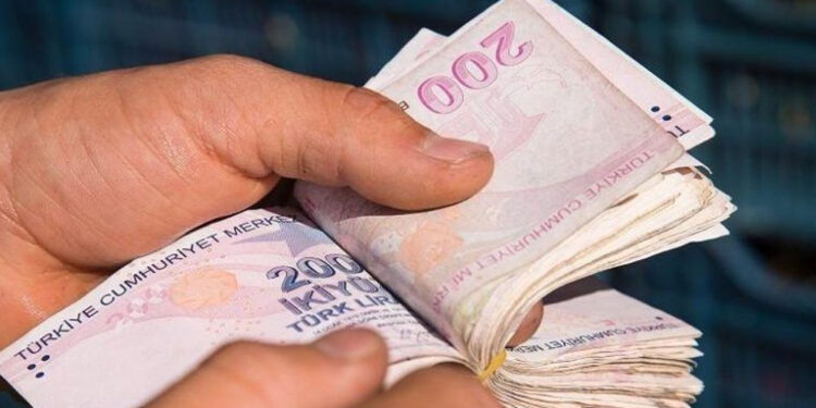 ASGARİ ÜCRET TOPLANTISI ÇARŞAMBA’YA ERTELENDİ