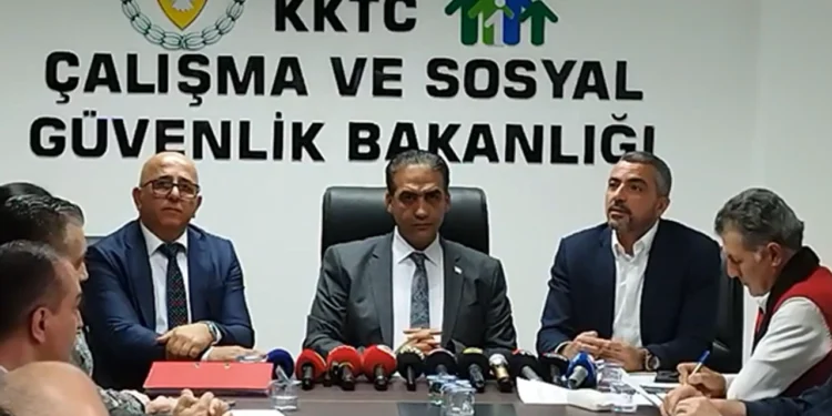 ASGARİ ÜCRET DEĞİŞMEDİ